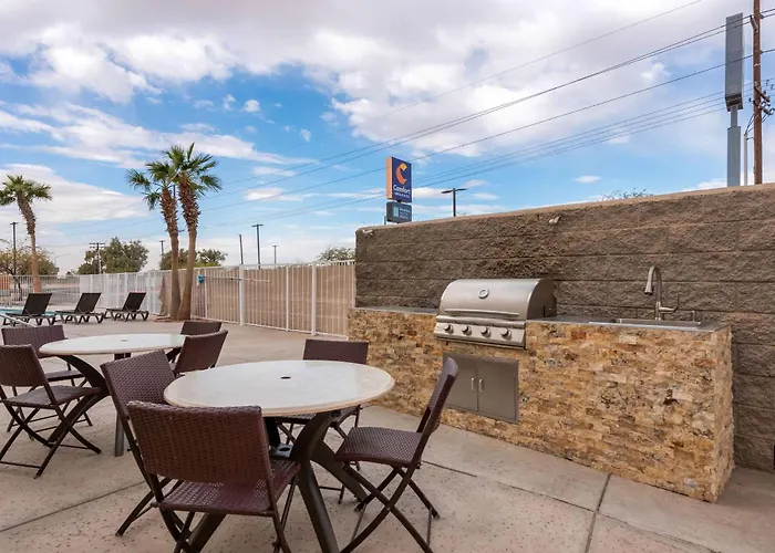 Comfort Inn & Suites El Centro I-8